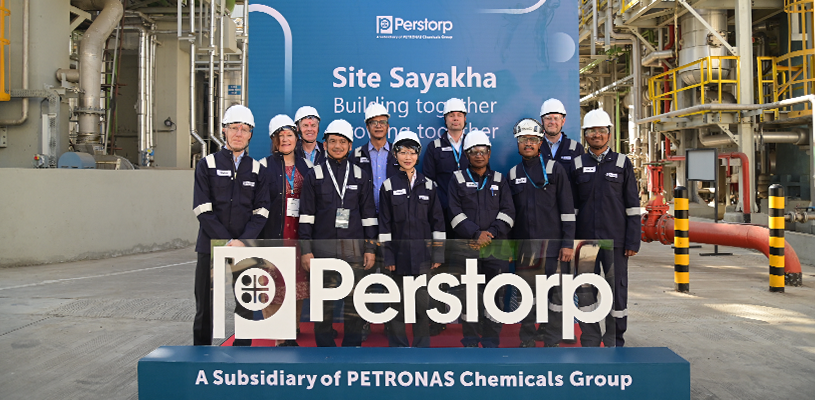 Photo of Perstorp employees at Site Sayakha inauguration 