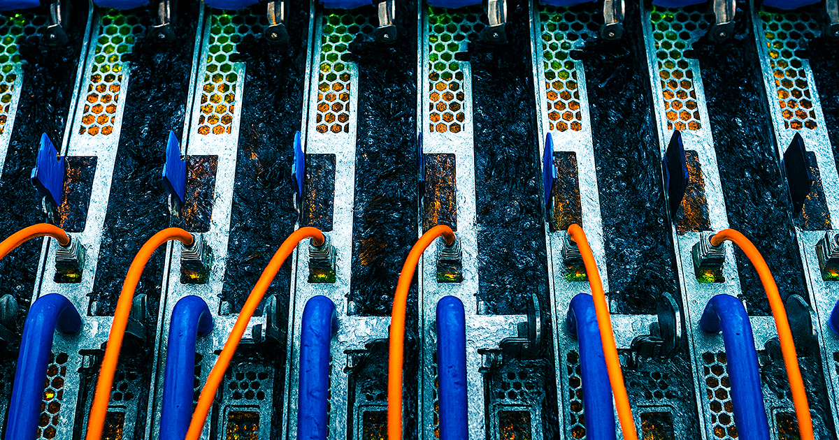  Synthetic liquid cooling fluids for data centers